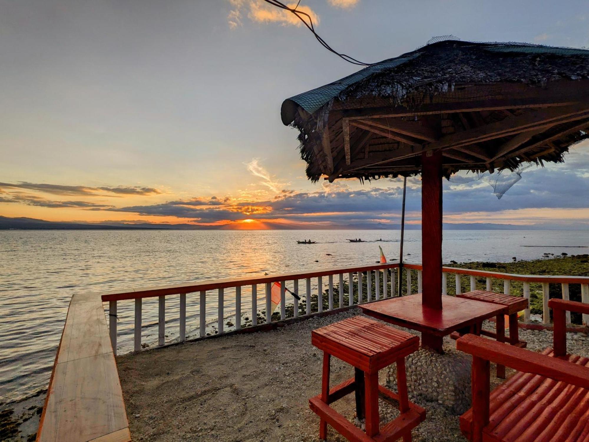 Mdf Beach Resort Santander Exterior photo